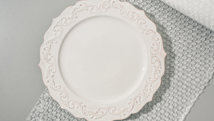 Fragile dinner plate 